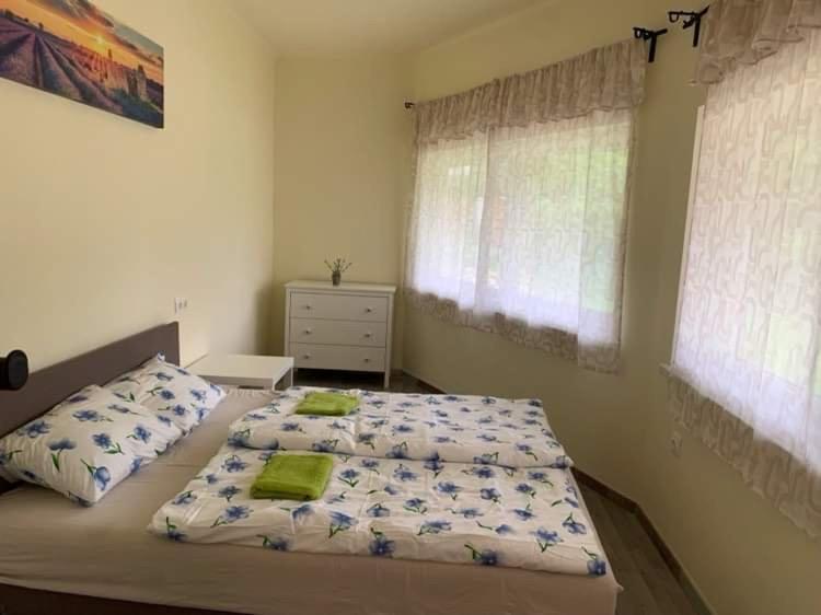 Levendulakert Siófok Apartmanház Exterior foto